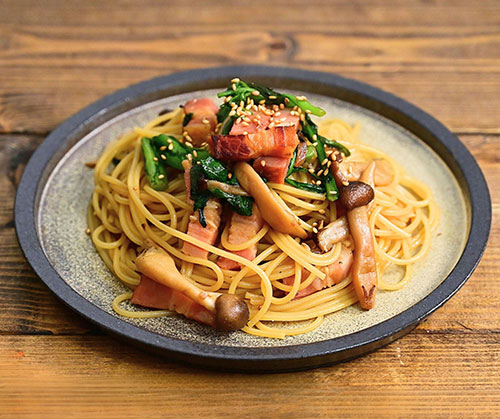 昼食のパスタに